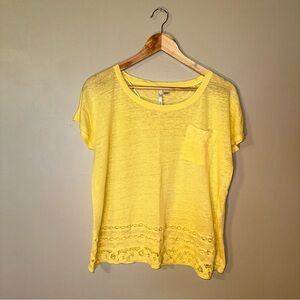 LC Lauren Conrad 100% linen Yellow Lace-Hem Short Sleeve Top